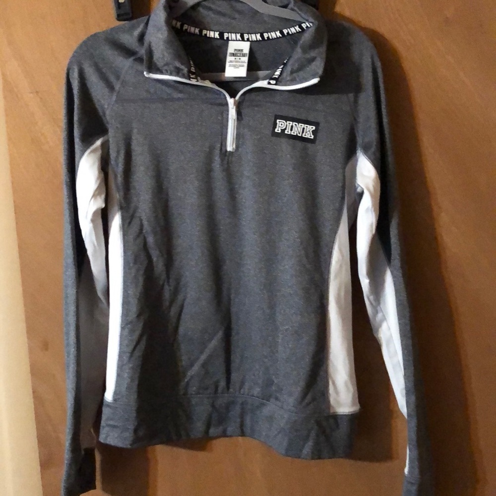 Quarter zip up athletic top